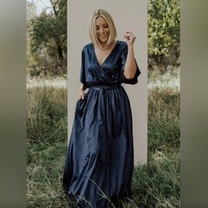 Baltic Born | Savannah Print Kimono Navy Blue Satin Maxi Dress Size Large